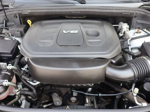 Used 2016 Jeep Grand Cherokee Overland AWD/4WD image 38