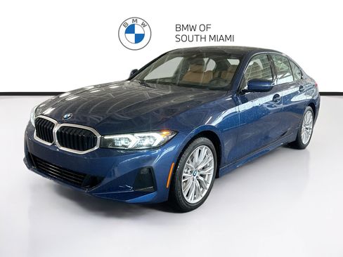 Certified 2023 BMW 330i Sedan w/ Convenience Package RWD image 3
