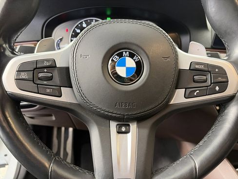 Used 2019 BMW 540i xDrive w/ M Sport Package image 16