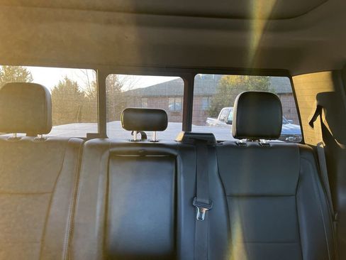 Used 2017 Ford F150 Lariat w/ Equipment Group 502A Luxury image 9