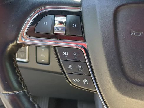 Used 2023 Lincoln Navigator Reserve AWD/4WD image 21