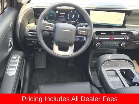 Certified 2026 Hyundai Palisade Limited FWD image 11