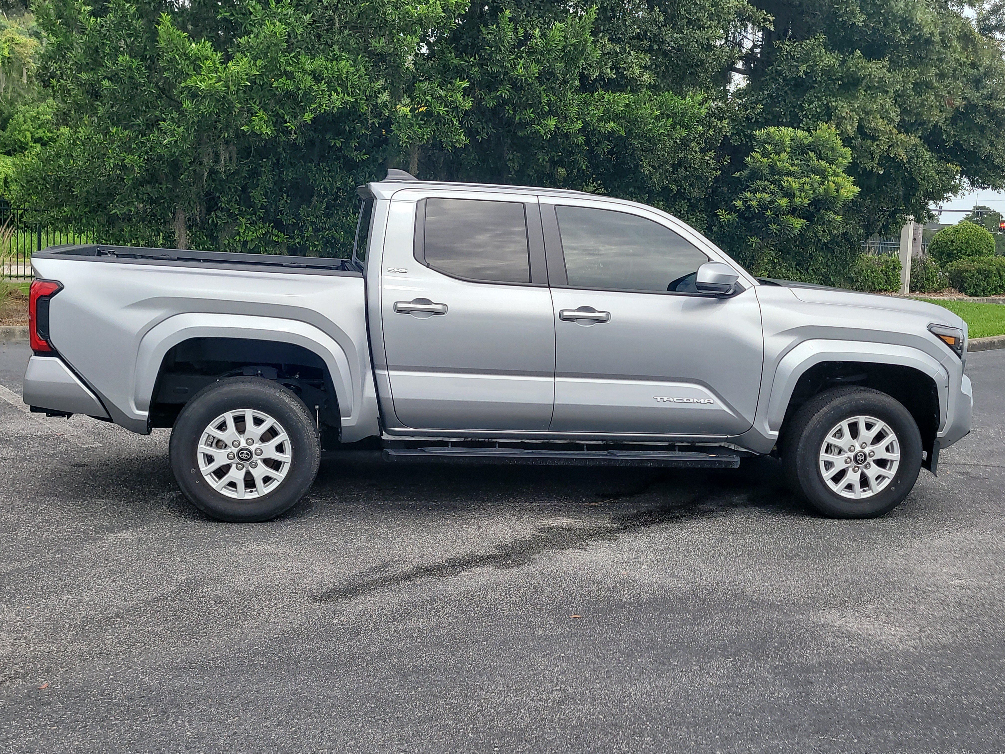 Certified 2024 Toyota Tacoma SR5 RWD image 8