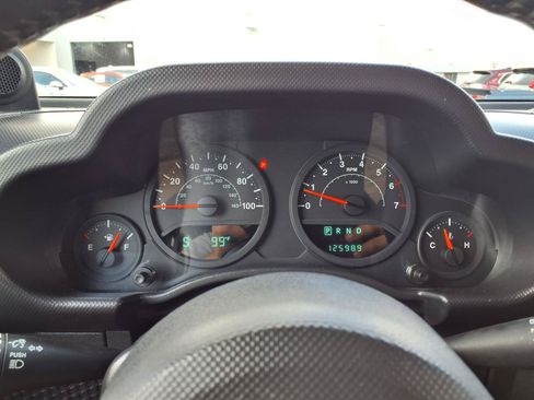 Used 2009 Jeep Wrangler Unlimited X RWD image 16