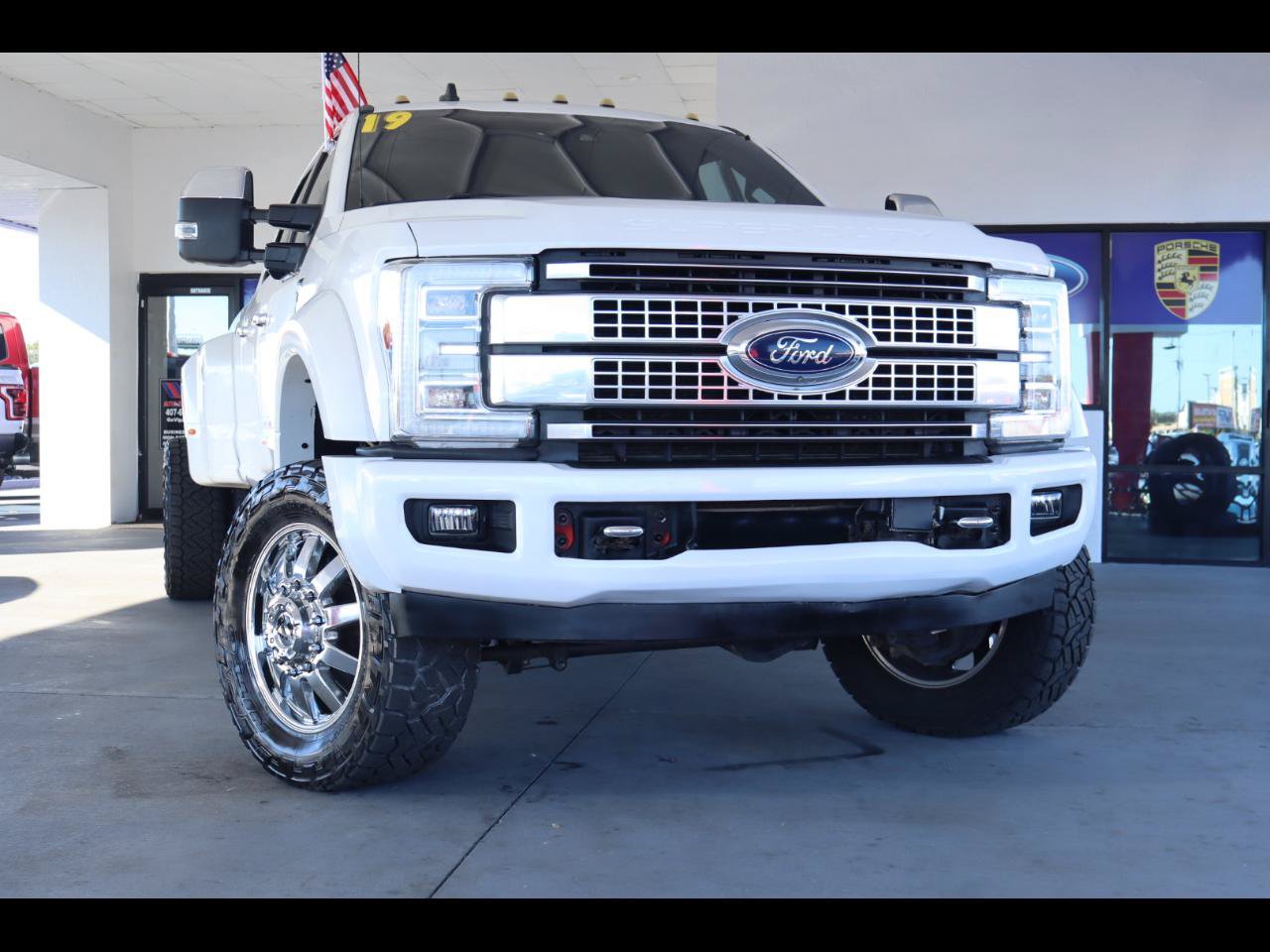 Used 2019 Ford F450 Platinum w/ Platinum Ultimate Package AWD/4WD image 1
