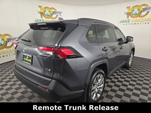 Used 2024 Toyota RAV4 XLE Premium image 9