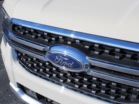 New 2025 Ford Ranger XLT w/ Equipment Group 301A High image 9