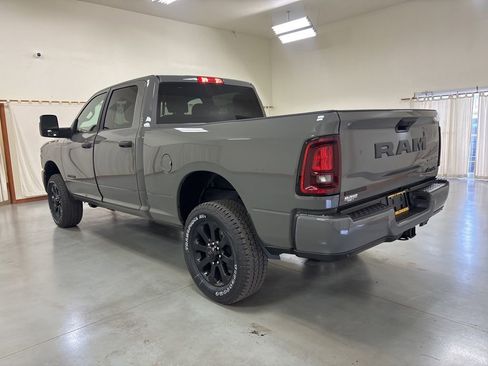 New 2026 RAM 2500 Big Horn AWD/4WD image 6