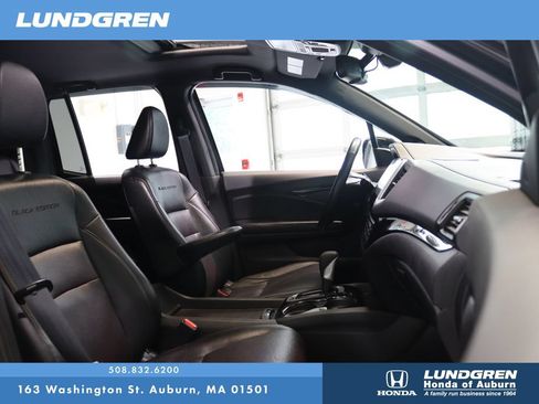 Used 2017 Honda Ridgeline Black Edition image 17