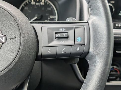 Used 2023 Nissan Rogue SL w/ SL Premium Package FWD image 28