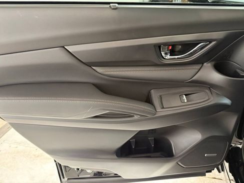 Used 2025 Subaru Ascent Bronze Edition w/ Popular Package #2 image 13