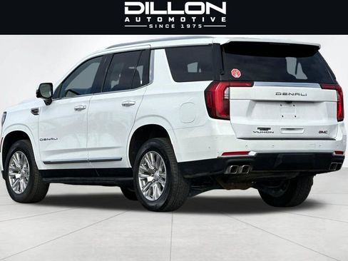 Used 2025 GMC Yukon Denali AWD/4WD image 6