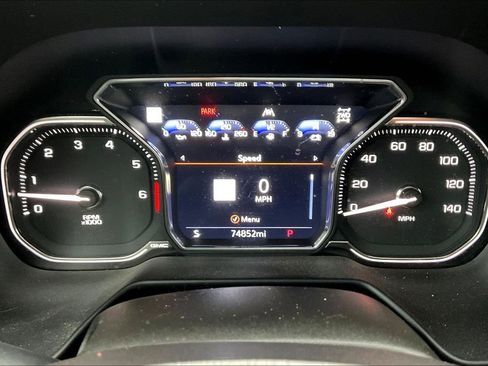 Used 2021 GMC Yukon XL AT4 w/ AT4 Premium Package image 16