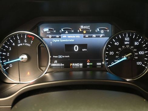 Used 2019 Ford Expedition Limited w/ Equipment Group 303A AWD/4WD image 7