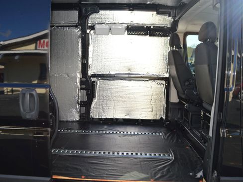 Used 2021 RAM ProMaster 3500 w/ Premium Appearance Group image 25