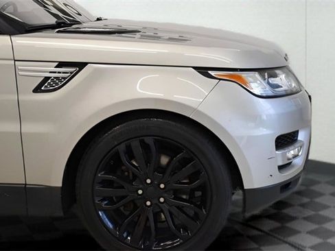 Used 2017 Land Rover Range Rover Sport HSE image 29