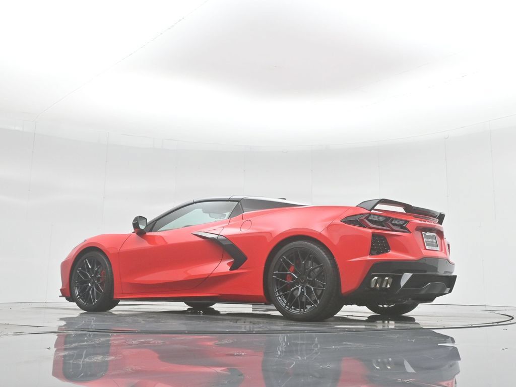 Used 2021 Chevrolet Corvette Stingray Premium Conv w/ Z51 Performance Package RWD image 53