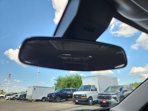 Used 2024 Chevrolet Equinox LT AWD/4WD image 18