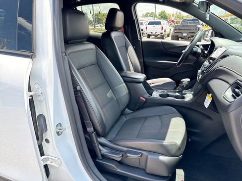 Used 2023 Chevrolet Equinox RS FWD image 25