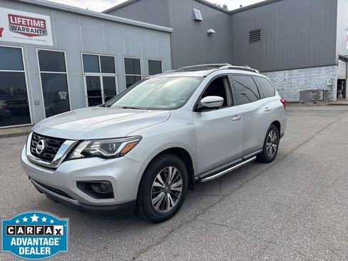 Used 2017 Nissan Pathfinder SL w/ SL Premium Package AWD/4WD image 1