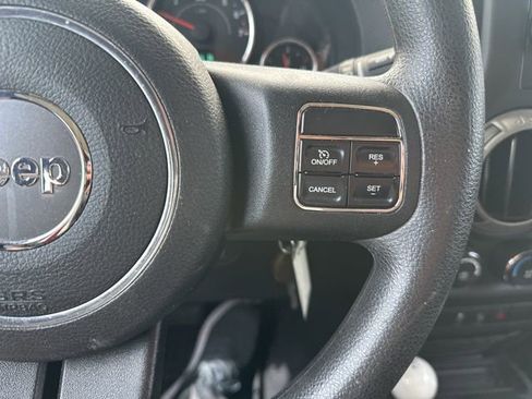 Used 2012 Jeep Wrangler Sport image 17