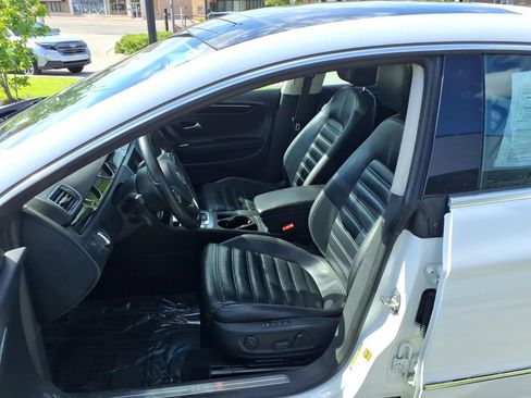 Used 2014 Volkswagen CC Executive FWD image 29