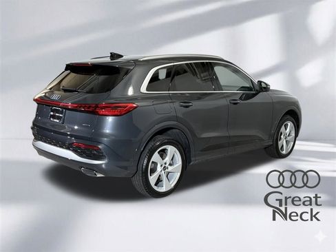 Used 2025 Audi Q5 Premium Plus w/ Premium Plus image 10