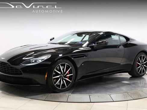 Used 2018 Aston Martin DB11 V12 image 1