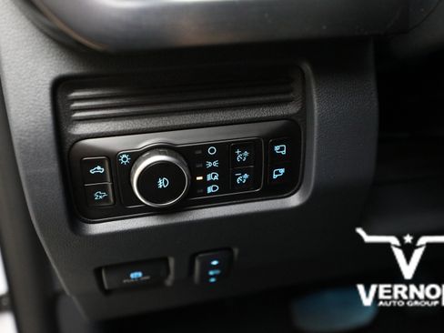 New 2026 Ford F250 Lariat AWD/4WD image 16