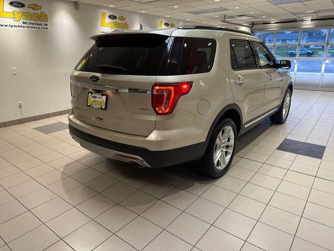 Used 2017 Ford Explorer Limited AWD/4WD image 25