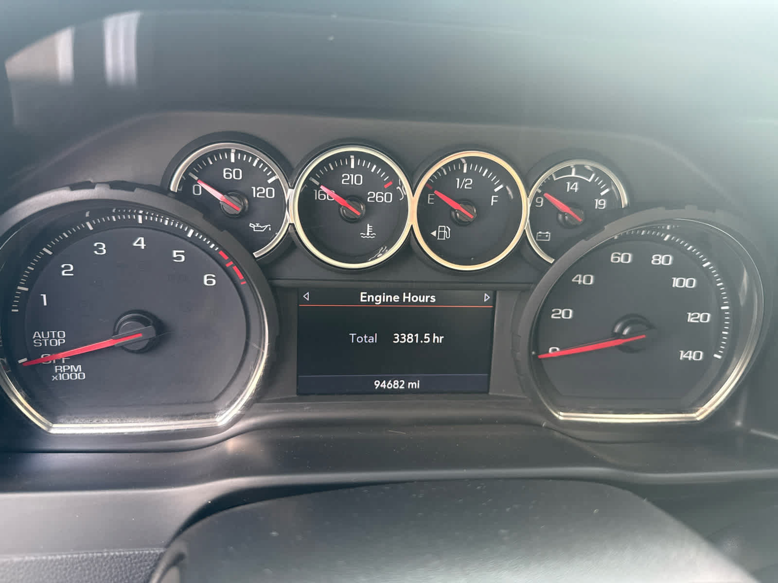 Used 2021 Chevrolet Silverado 1500 LT w/ Bed Protection Package AWD/4WD image 1