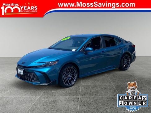 Used 2026 Toyota Camry SE FWD image 1