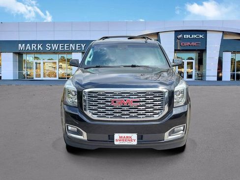 Used 2019 GMC Yukon XL Denali AWD/4WD image 2