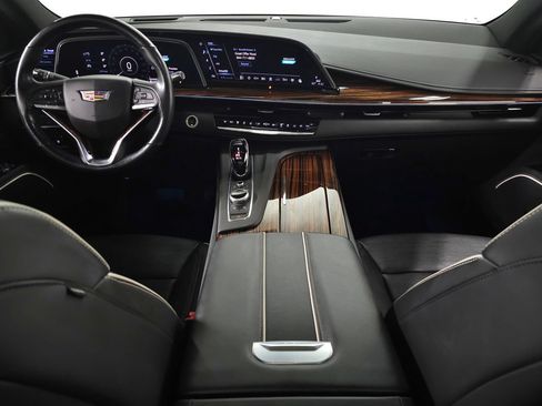 Used 2021 Cadillac Escalade Premium Luxury w/ Driver Assist Tech Package AWD/4WD image 15