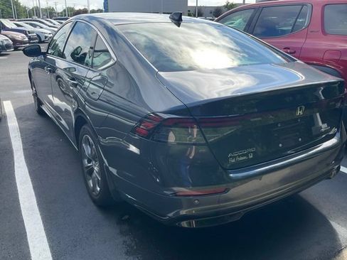 Used 2023 Honda Accord EX-L image 9