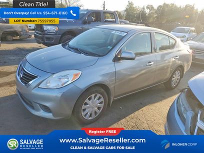 Used 2014 Nissan Versa SV