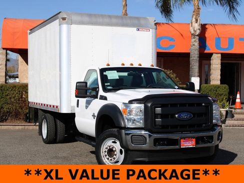 Used 2015 Ford F550 2WD Regular Cab Super Duty image 2