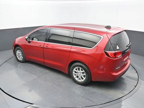 New 2025 Chrysler Voyager LX image 47
