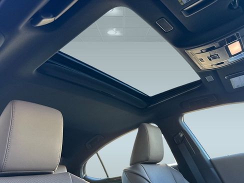 Certified 2025 Lexus ES 350 image 14