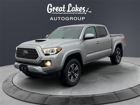 Used 2019 Toyota Tacoma TRD Sport image 1