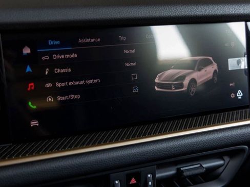 New 2025 Porsche Cayenne S image 64