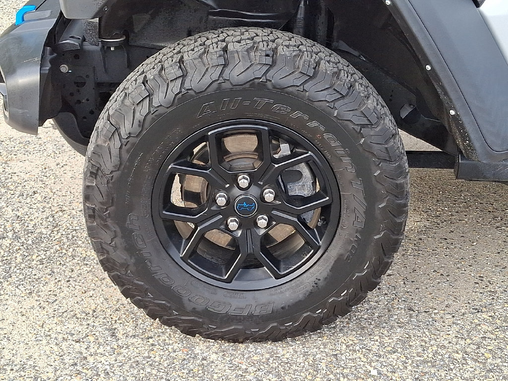 Used 2024 Jeep Wrangler Unlimited AWD/4WD image 9