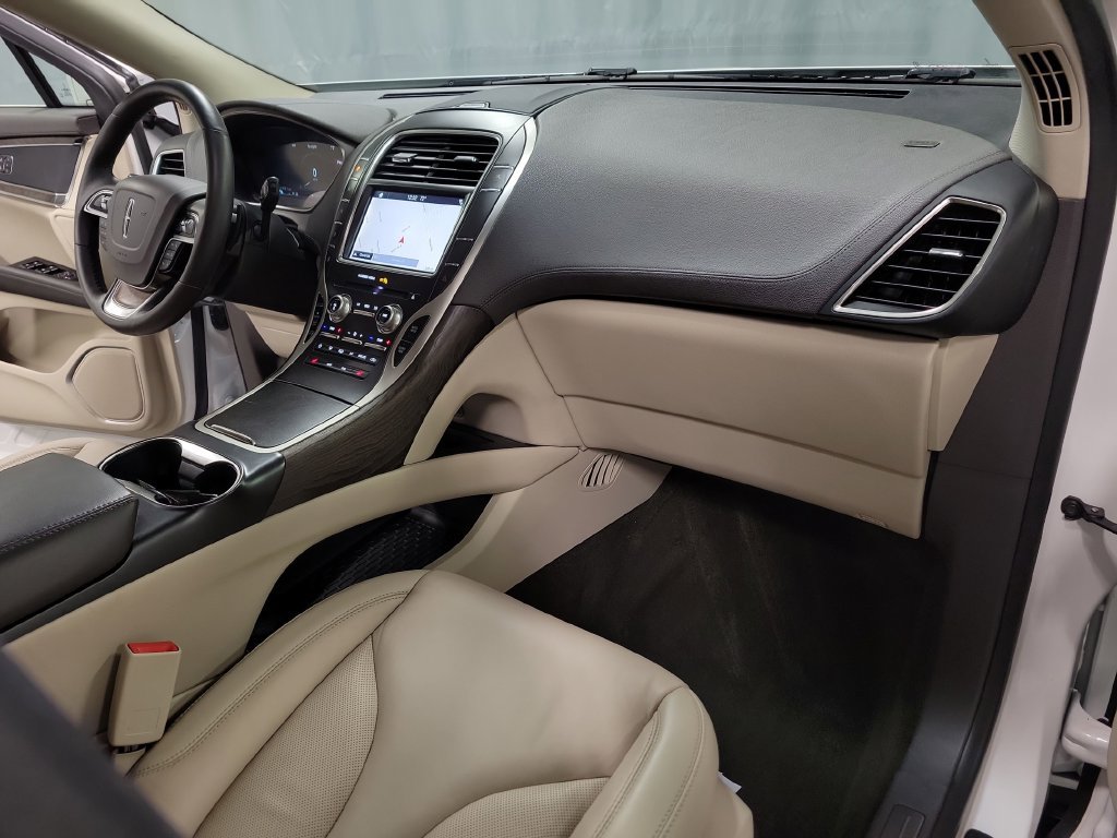 Used 2019 Lincoln Nautilus Select AWD/4WD image 31
