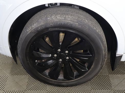 Used 2020 Land Rover Discovery Sport S R-Dynamic AWD/4WD image 21