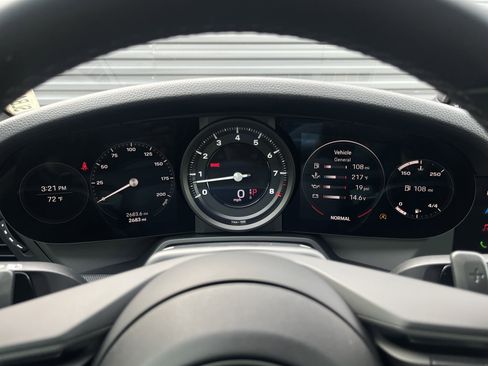 Certified 2024 Porsche 911 Carrera image 29