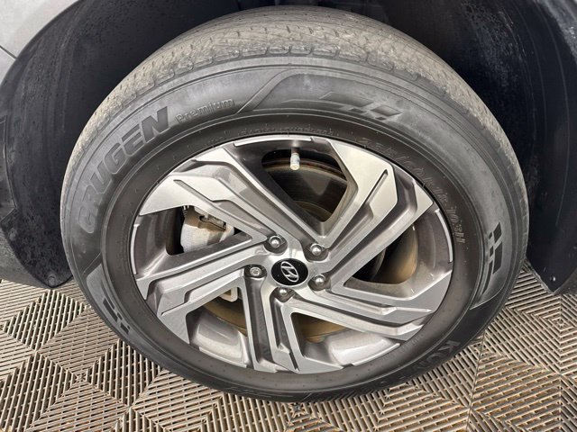 Certified 2023 Hyundai Santa Fe SE FWD image 33