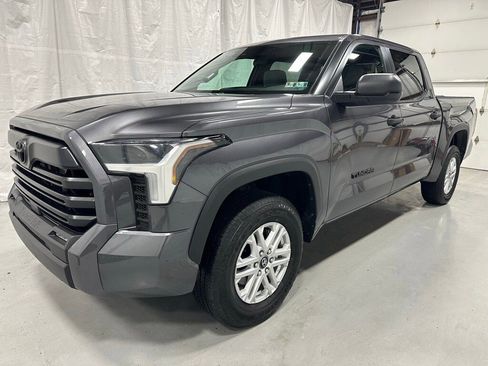 Used 2025 Toyota Tundra SR5 image 3