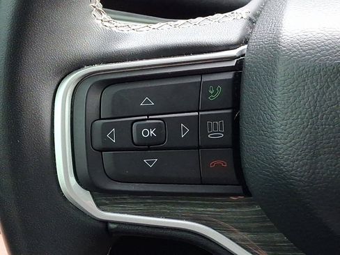 Used 2022 Jeep Wagoneer Series II w/ Premium Group I AWD/4WD image 23