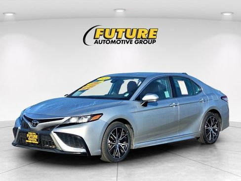 Certified 2024 Toyota Camry SE image 10