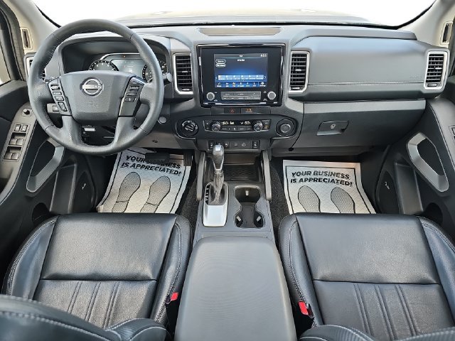 Used 2022 Nissan Frontier SV w/ SV Premium Package AWD/4WD image 9